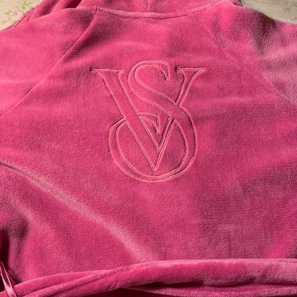 Hot pink Victoria secret robe